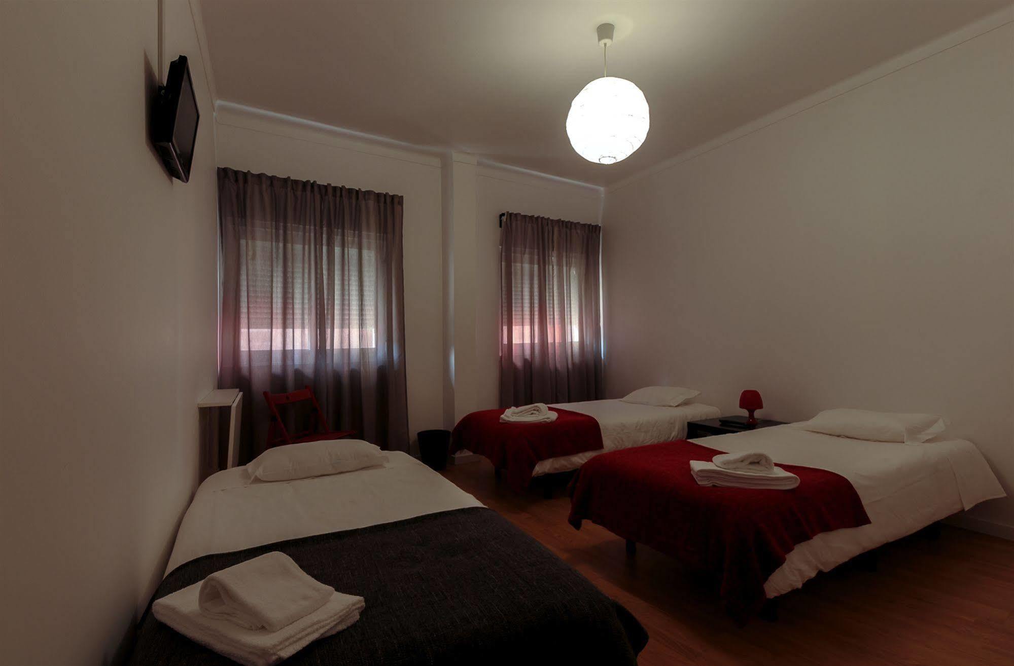 Porta 86 Hotel Кантанеде Екстериор снимка